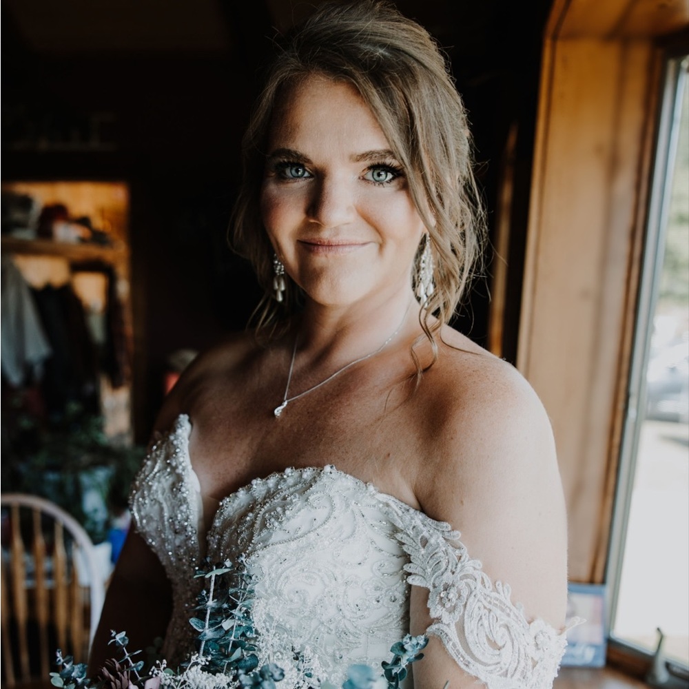 Meet your Posher, Brooke